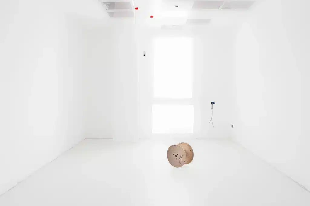 “ Blank # 5569” 2011, Giclèè print on Canson Baryta paper, Aluminium 3 mm, wood frame and Museum glass / Stampa su carta Canson Baryta Photographique applicata su alluminio, cornice in legno e vetro museo, ed. 9 + 2 A.P. cm 92,5 x 63 x 6