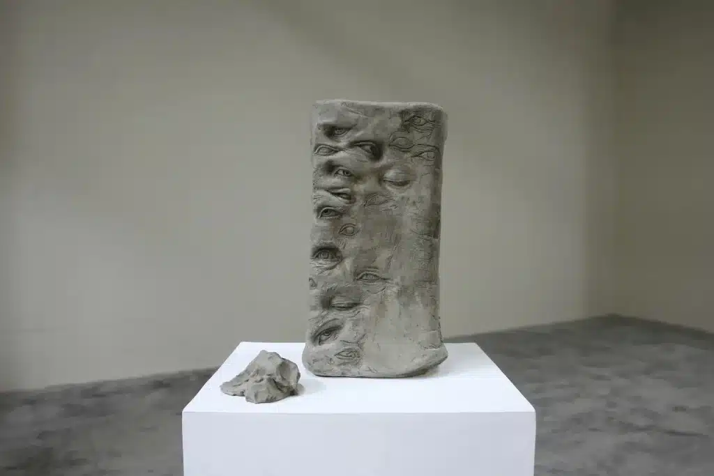 “Materia 2”, 2024 Jesmonite / Jesmonite Cm. 35 x 20 x 20