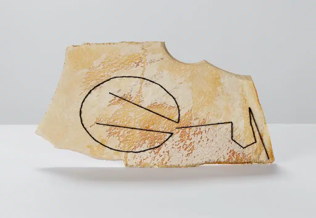 “Untitled” 2017, Embroidery on stone / Ricamo su pietra – cm 25 x 50 x 2