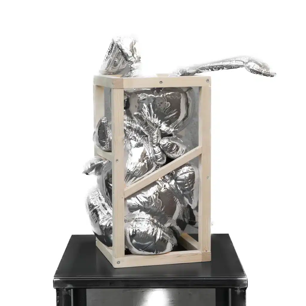 “Cage n° 11 – Rabbit”, 2020 Jesmonite, wood, silver – chrome plating / jesmonit, legno, cromature argentata – Cm. 70 x 40 x 50