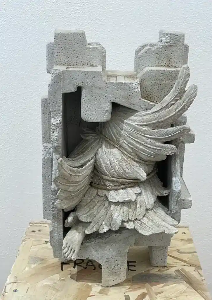 “ Wrapped n.4”, 2024 – jesmonite and rope – Jesmonite e spago – cm 33 x 21 x 20